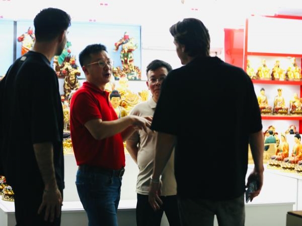 欧陆艺术家的东方禅意之旅-参观我司佛像样板间